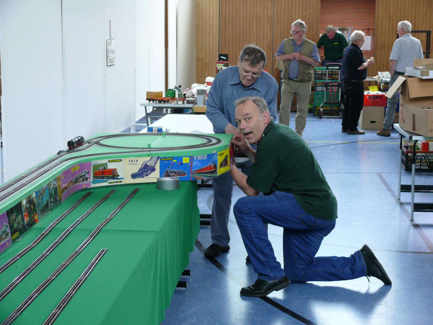 _kP1100473